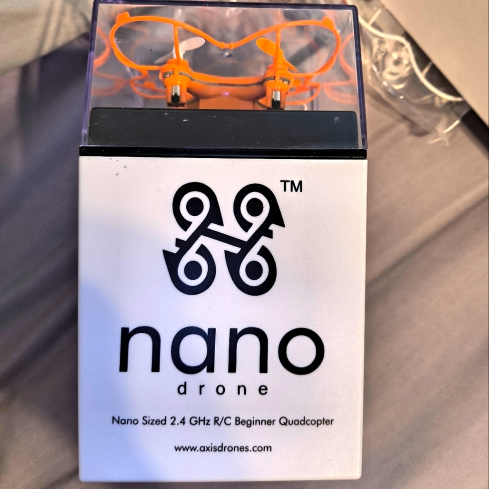Nano Drone w/Extra Parts
